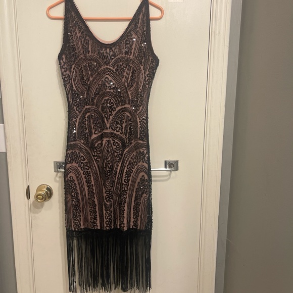 Dresses & Skirts - Elegant Black and Brown Fringe Dress
